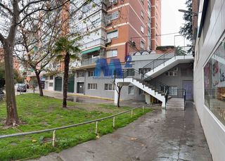 Geschäftsraum in Bellas Vistas. Local almacén con oficina en venta y alquiler