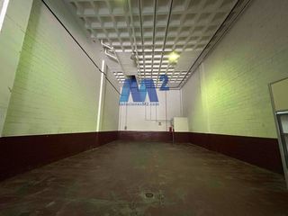 Miete Fabrikhalle in Zona Industrial. Nave industrial de 364 m2 en alquiler, en complejo con seguridad
