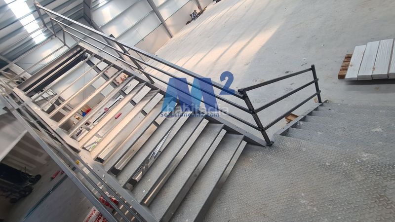Foto 4ee0bb28-2644-4ffa-8a4b-0b437464f62b. Nau industrial a Loeches