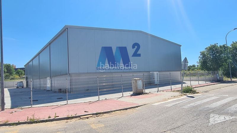 Foto 5cfd6b4e-037e-41eb-93c7-84dc1ff3b75d. Nau industrial a Loeches