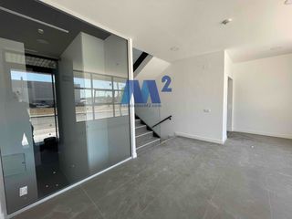 Lloguer Nau industrial  Arroyomolinos. Nave de 552 m alta representatividad en alquler