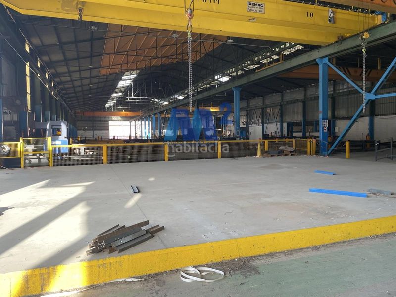 Foto 07d35b53-e38a-4976-9b3b-f8268e422b48. Rent industrial building in Juan de la Cierva Getafe