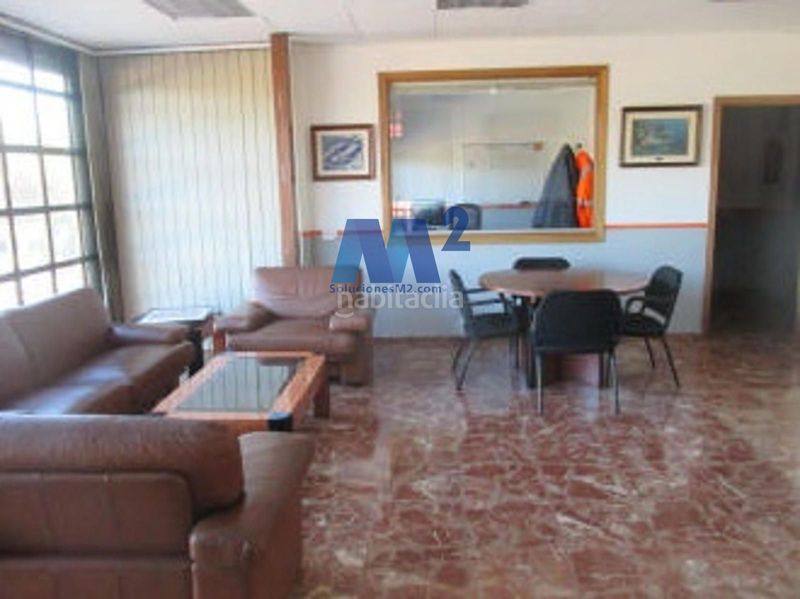 Foto 4ba9be46-a0df-49f9-a06f-3a7e55b49118. Rent industrial building in Juan de la Cierva Getafe