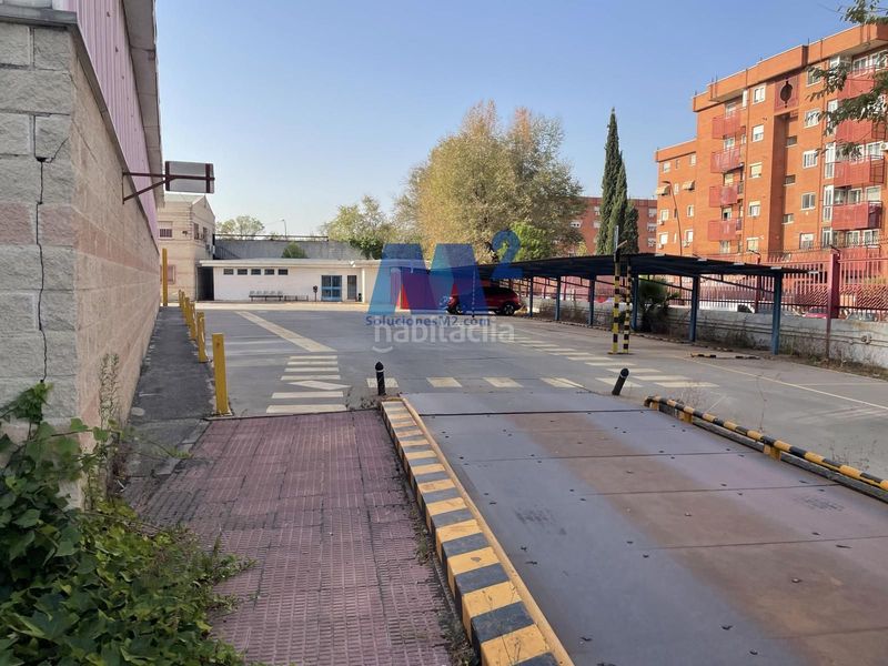 Foto 5fbaa8b4-2a70-43a8-9742-04e67acc48ad. Rent industrial building in Juan de la Cierva Getafe
