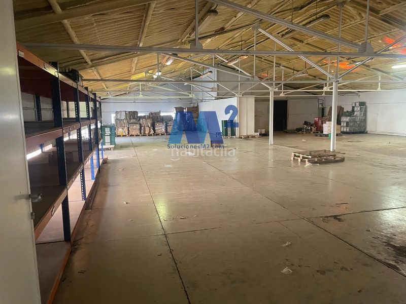 Foto a6304ae2-861e-4c67-a7c4-dcf09b41a7e5. Fabrikhalle in Ajalvir