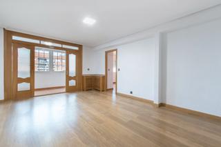 Miete Etagenwohnung in Calle de santa virgilia 9