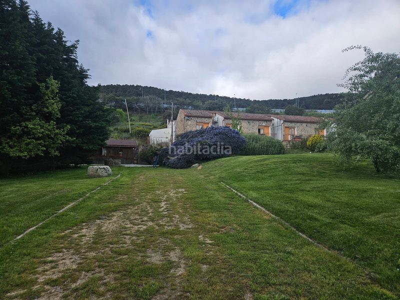 Foto 9d2a7867-2a53-4b16-8b39-5547d7da0244. Gebäude in calle prado de la venta 23 in Guadarrama