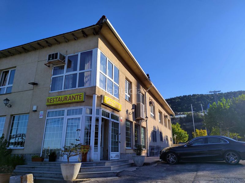 Foto a460b59c-05ec-4ca7-8549-780dcdc2da6b. Gebäude in calle prado de la venta 23 in Guadarrama