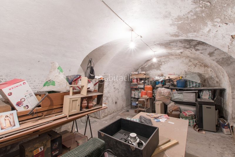 Foto 7e5e8cc4-86a9-4709-a476-20867303ad5d. Planta baixa a calle de echegaray 27 a Cortes-Huertas Madrid