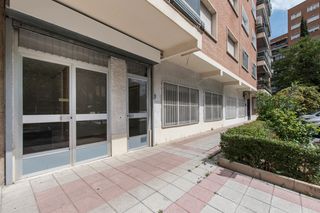 Local Comercial a Calle de Santa Virgilia