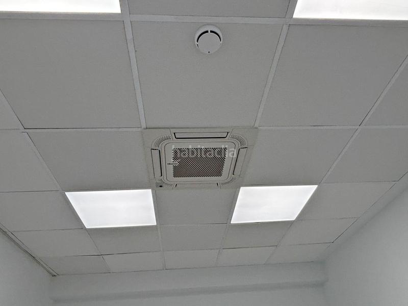 Foto 8fa7488d-3946-4399-b3a1-e25aebd92d1d. Lloguer oficina a calle dublín 1 a Europolis Rozas de Madrid (Las)