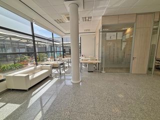 Miete Büro in Calle severo ochoa 3