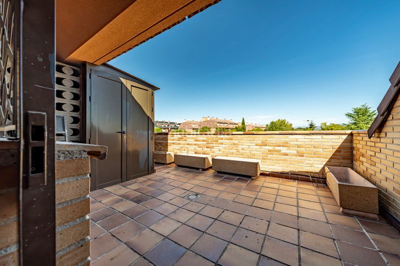 Foto 39ff56d5-4529-4082-a77a-c23e77396b84. Alquiler ático  exclusivo de planta completa con 357 m² de terrazas y vistas panorámicas en Pinar de las Rozas en Rozas de Madrid (Las)
