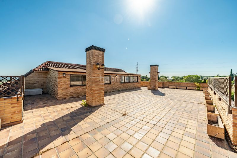 Foto 53900c3e-0b7a-431c-aa9c-a07bc2142968. Alquiler ático  exclusivo de planta completa con 357 m² de terrazas y vistas panorámicas en Pinar de las Rozas en Rozas de Madrid (Las)