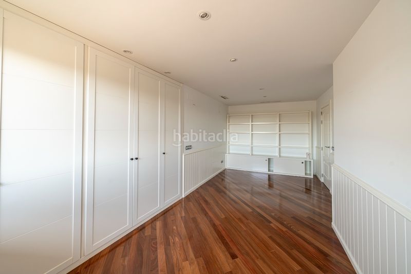 Foto 77c388e4-4752-48b6-9aec-3984ee56e8d0. Alquiler ático  exclusivo de planta completa con 357 m² de terrazas y vistas panorámicas en Pinar de las Rozas en Rozas de Madrid (Las)