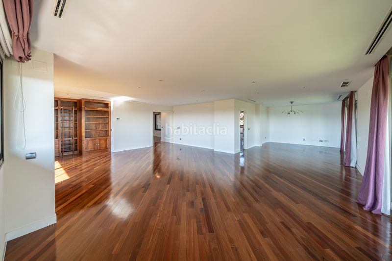 Foto f11edf4d-dafe-4d4f-84bc-053584f56367. Alquiler ático  exclusivo de planta completa con 357 m² de terrazas y vistas panorámicas en Pinar de las Rozas en Rozas de Madrid (Las)