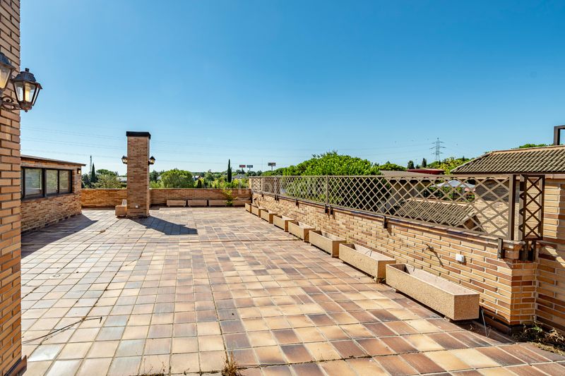 Foto 1ebbd144-baa8-4418-8115-4fe3dc7522be. Rent penthouse with heating parking pool in Pinar de las Rozas Rozas de Madrid (Las)