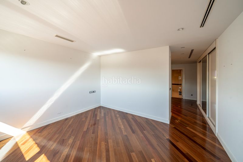 Foto 24ae3a41-084d-4522-acff-5067cfa35cd5. Rent penthouse with heating parking pool in Pinar de las Rozas Rozas de Madrid (Las)