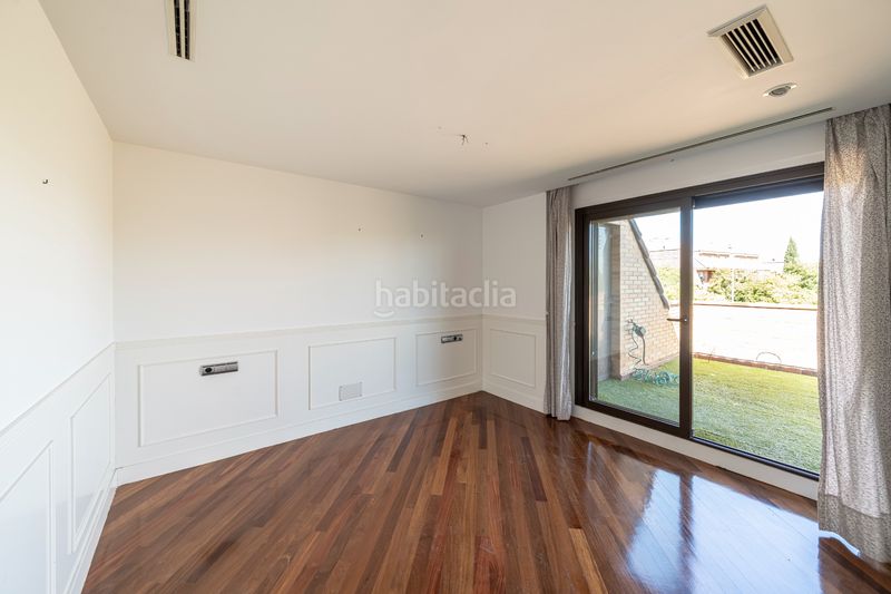 Foto 2d6bf6cb-99c2-4585-9047-566fb7778a45. Rent penthouse with heating parking pool in Pinar de las Rozas Rozas de Madrid (Las)