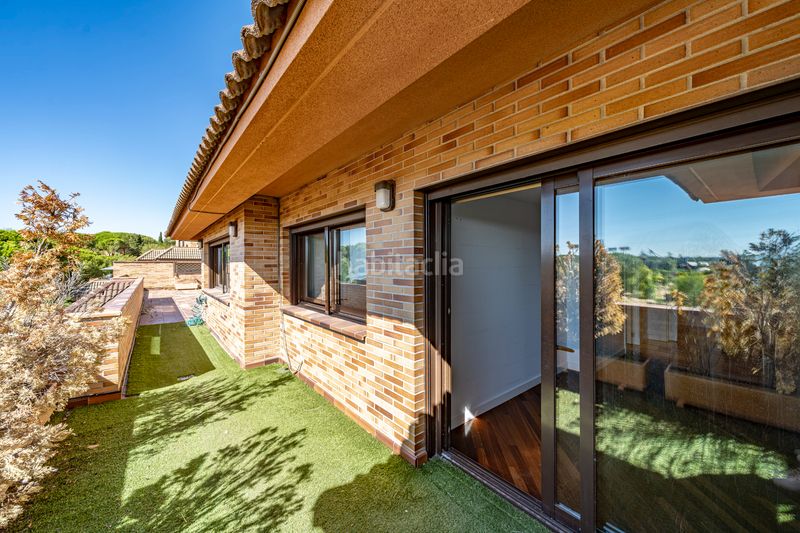 Foto 96caf7bd-8a71-4601-bff2-82eea6c51189. Rent penthouse with heating parking pool in Pinar de las Rozas Rozas de Madrid (Las)