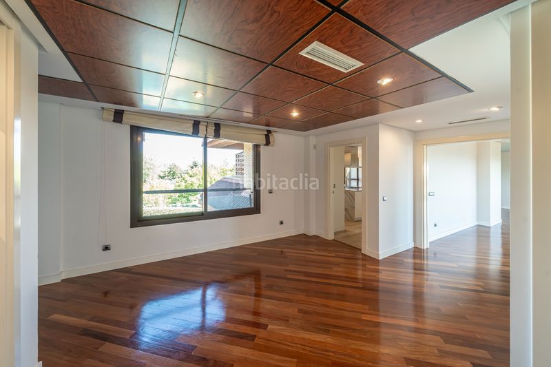 Foto ca4e7b03-6414-4f5b-8577-e661350f5bfd. Rent penthouse with heating parking pool in Pinar de las Rozas Rozas de Madrid (Las)