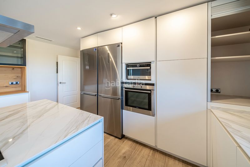 Foto db41348f-fe56-4e31-b62a-edf4a6eed406. Rent penthouse with heating parking pool in Pinar de las Rozas Rozas de Madrid (Las)