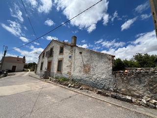 Masia a Santa Marta del Cerro. Casa
