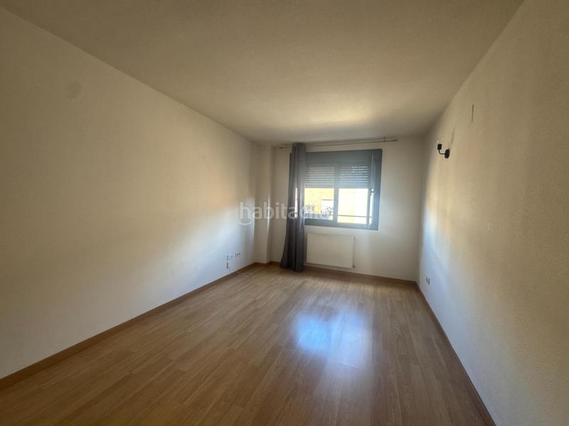 Foto 3f1244a8-874b-468a-9955-25c25c4a485d. Alquiler piso se alquila piso zona plaza castilla en Madrid