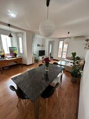 Location Attique à Gaztambide. Ático con terraza privada en arapiles  madrid
