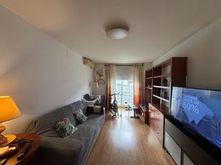 Miete Etagenwohnung in Buena Vista. Apartamento de 1 hab. con garaje a 1 min del metro carabanchel a