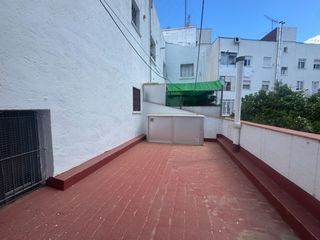 Pis a Buena Vista. Oportunidad única! piso con patio y terraza a 1 min del metro ca