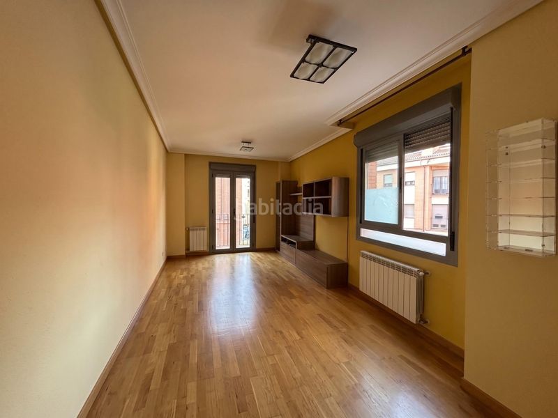 Foto 4059682d-a666-42a7-99d4-9b1df7ba0455. Miete etagenwohnung mit heizung parking pool in Puerta Bonita Madrid