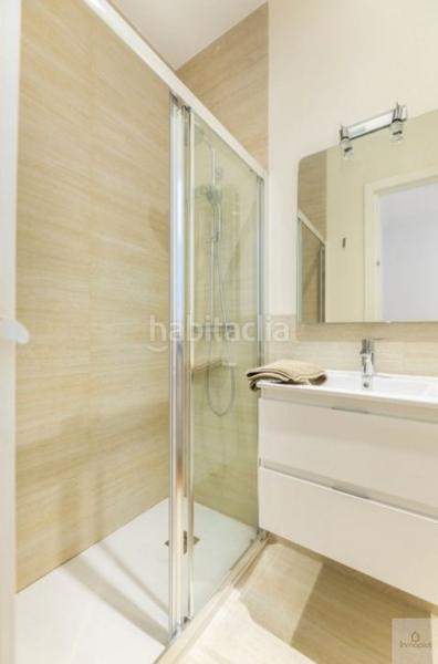 Foto ceaea7b5-5a46-452c-a932-f445e5b76f76. Alquiler piso magnifico piso reformado con gusto en el corazón de chueca, sin amueblar. piso con una distribución cómoda, buenas calidades, con en Madrid