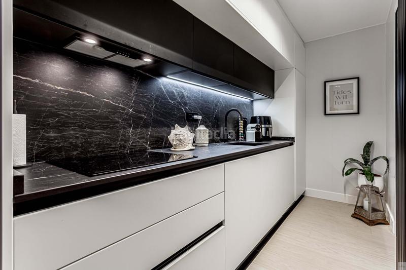 Foto e85b3358-6f9e-4d9e-be5d-dcc11d44ee8a. Pis amb calefacció aparcament piscina a Marazuela-El Torreón Rozas de Madrid (Las)