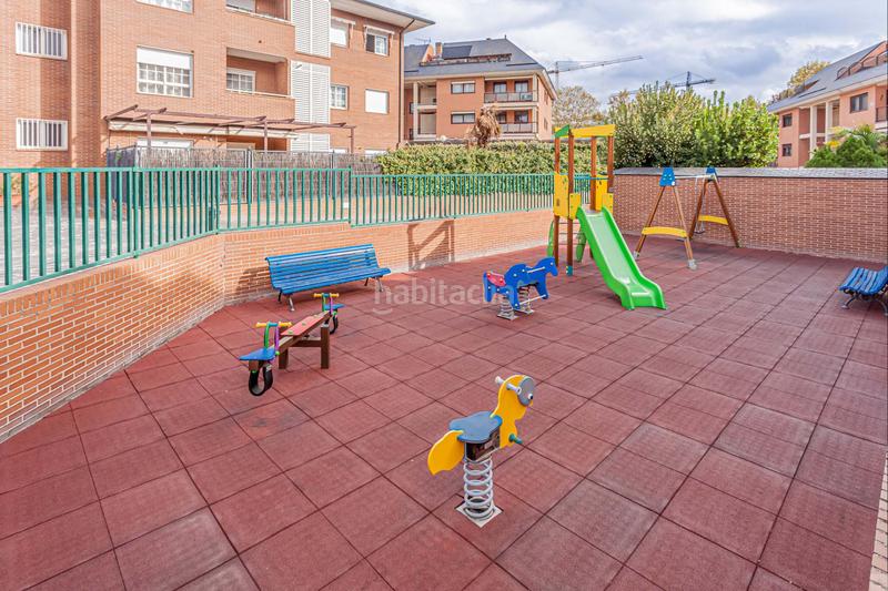 Foto f778f66c-0bac-4681-a712-304b745fe678. Pis amb calefacció aparcament piscina a El Cantizal Rozas de Madrid (Las)