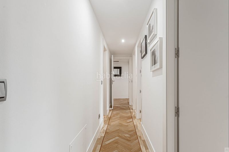 Foto 11bf2880-aee9-43be-b19e-8a84c7803c8c. Pis amb calefacció aparcament piscina a Golf-El Carralero Majadahonda