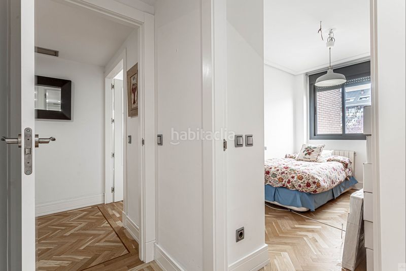 Foto 523257f1-e1f5-4032-b7b3-1380be79e94d. Pis amb calefacció aparcament piscina a Golf-El Carralero Majadahonda