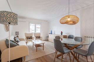 Etagenwohnung  Calle camino de leganes. Se vende estupendo piso con reforma integral completa, a estrena