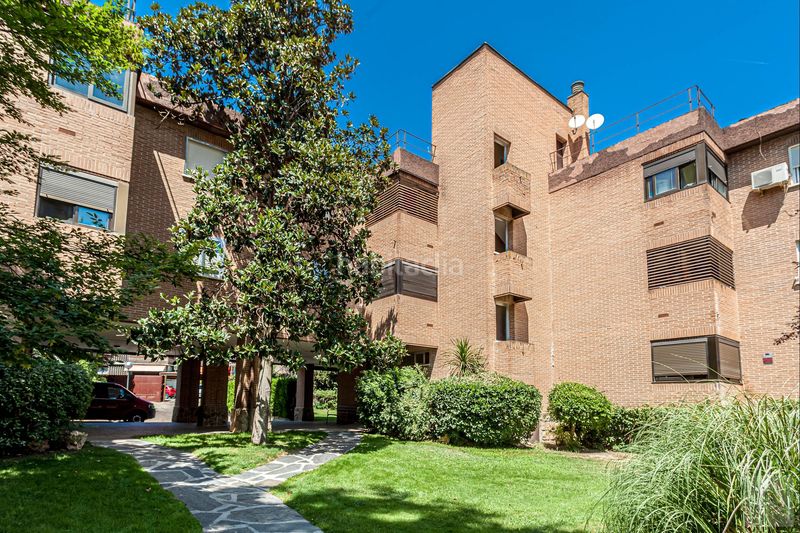 Foto 18f25d86-352f-4255-a3ee-d4c362b1671e. Flat with parking pool in Carretera del Plantío Majadahonda