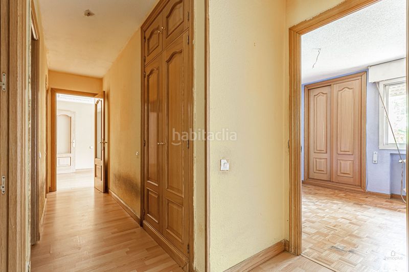 Foto f90f9f42-7263-42ae-aed9-ff10b8237eab. Flat with parking pool in Carretera del Plantío Majadahonda