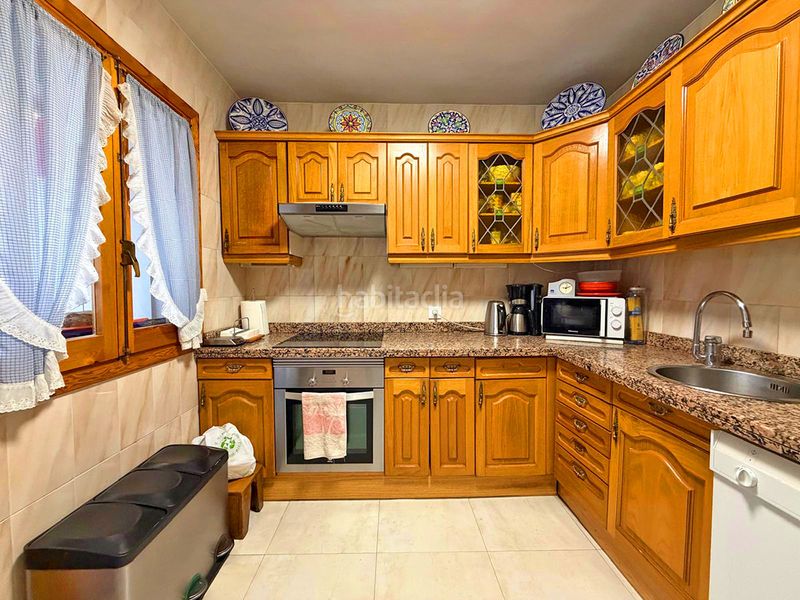 Foto 4c5b7612-2f92-4b09-839d-5b2934d3c217. Casa adossada amb calefacció aparcament a Casco Histórico Guadalajara