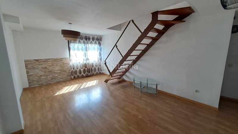 Foto 930bedcd-db53-465b-99bd-a01d1329351c. Rent duplex with heating parking in Centro-Manguilla Escorial (El)