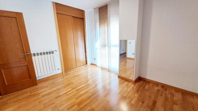 Foto c1822f7f-bb55-4c6a-8d5d-5b2e97f43a59. Appartamento con riscaldamento parcheggio piscina in Escorial (El)