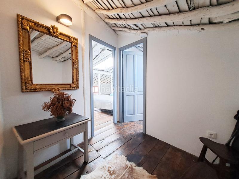 Foto 4b8cd4d1-038f-4345-b22b-e623af9021b1. Casa adosada casa de pueblo en hoyo de pinares. reformada completamente. en Hoyo de Pinares (El)