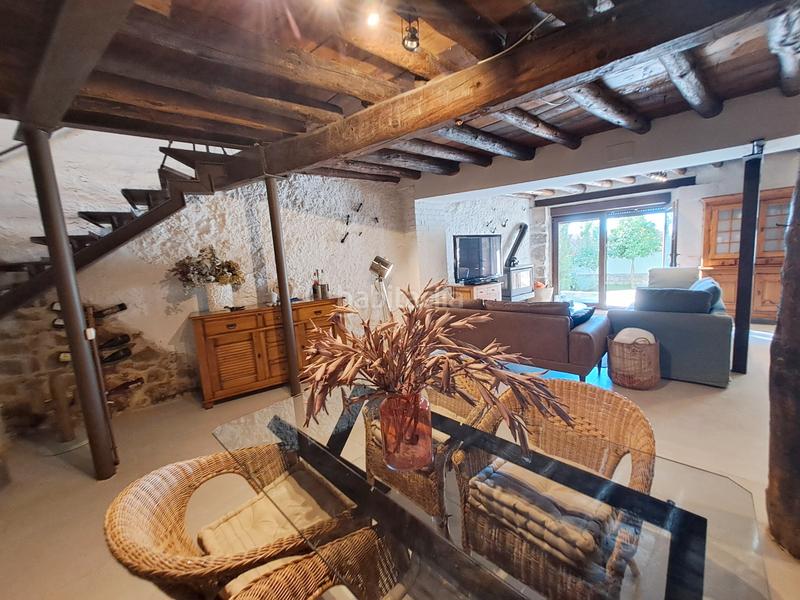 Foto d07538f1-abf9-4b65-aba0-34d823876de0. Casa adosada casa de pueblo en hoyo de pinares. reformada completamente. en Hoyo de Pinares (El)