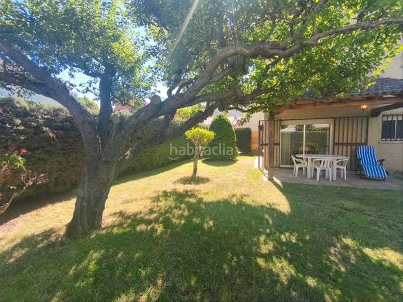 Foto 00a9eb55-35ea-4a94-8f48-d445ae10db14. Casa a schiera con riscaldamento piscina in Robledo de Chavela