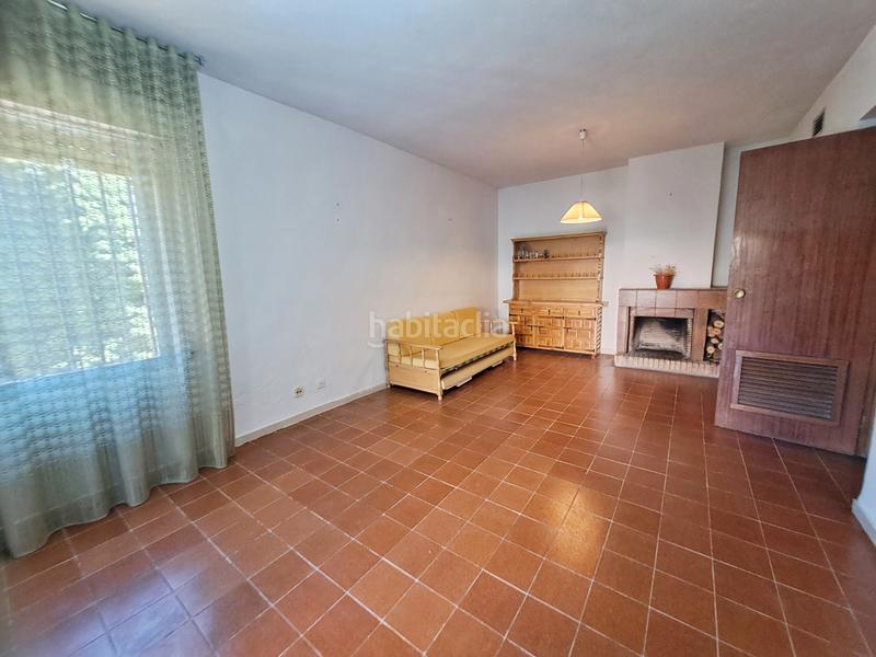 Foto 1ba5f115-c7a8-44d8-bb56-7413e3815272. Casa a schiera con riscaldamento piscina in Robledo de Chavela