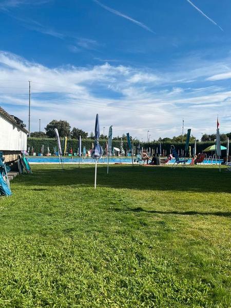 Foto 37110d94-ba14-4ed4-a78f-81811f6d6b8e. Pis amb calefacció aparcament piscina a Navalquejigo-Los Arroyos Escorial (El)