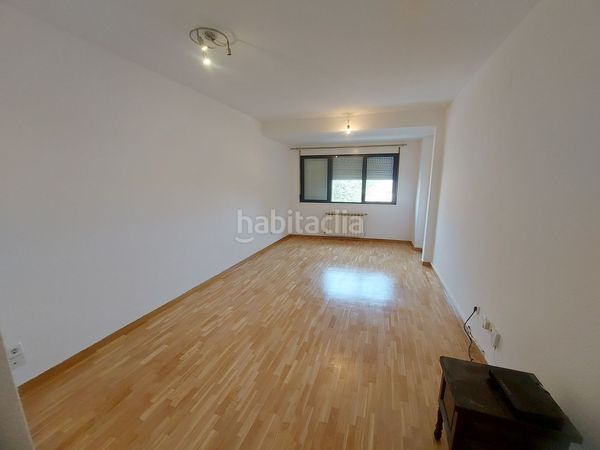 Foto a051bba5-89d7-4faf-b06a-d7d92412bef9. Affitto appartamento con riscaldamento parcheggio in Guadarrama