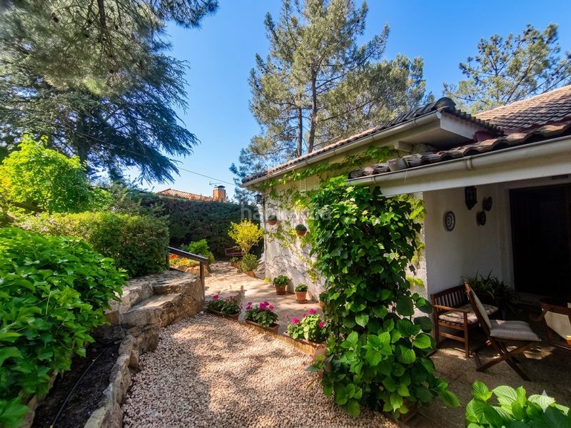 Foto a50cccdd-0b3e-4300-a7bf-f3a2e57a7733. Chalet en Robledo de Chavela